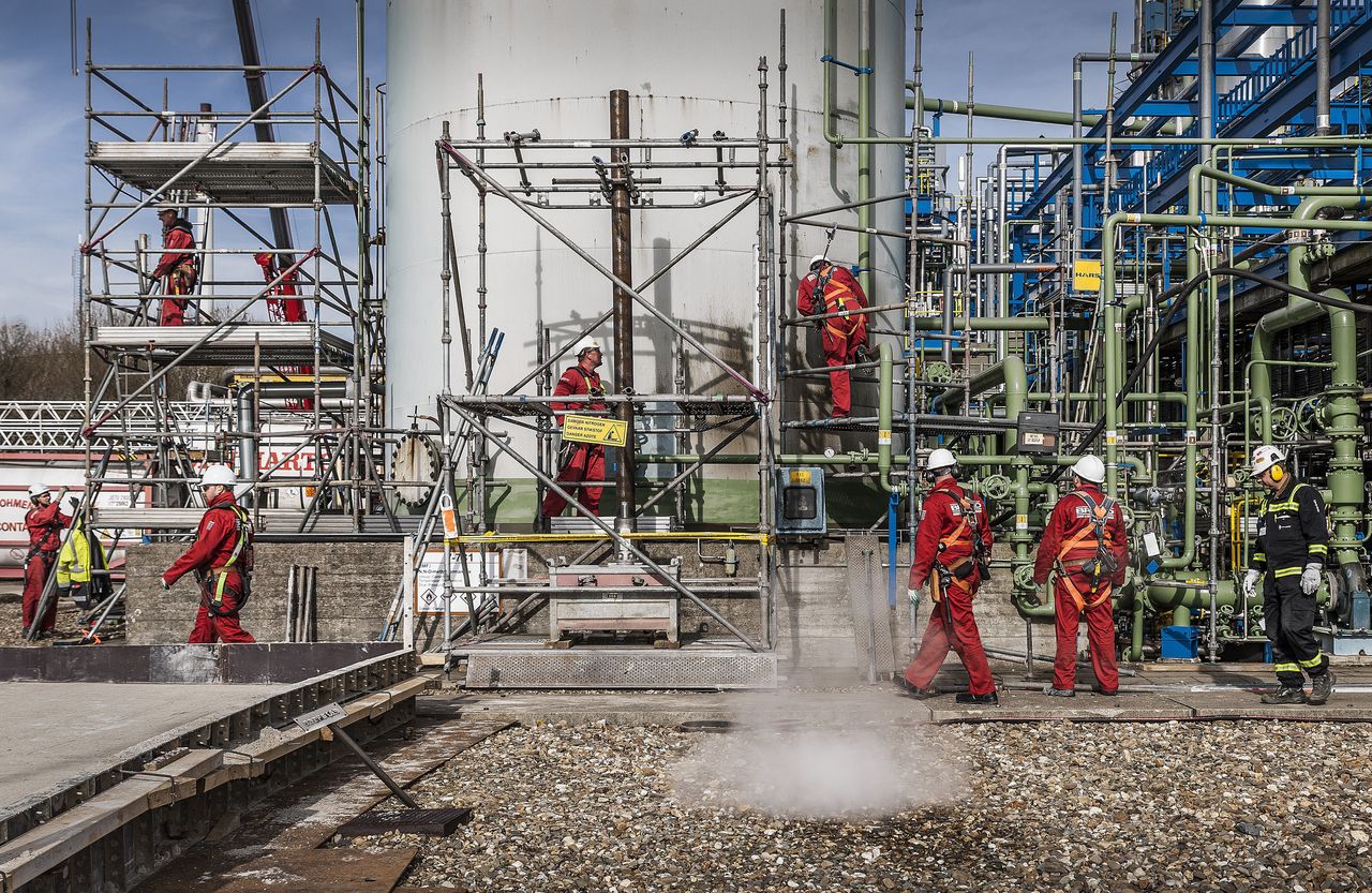 Groot onderhoud aan naftakraker Olefins 3 van chemiebedrijf Sabic op Chemelot