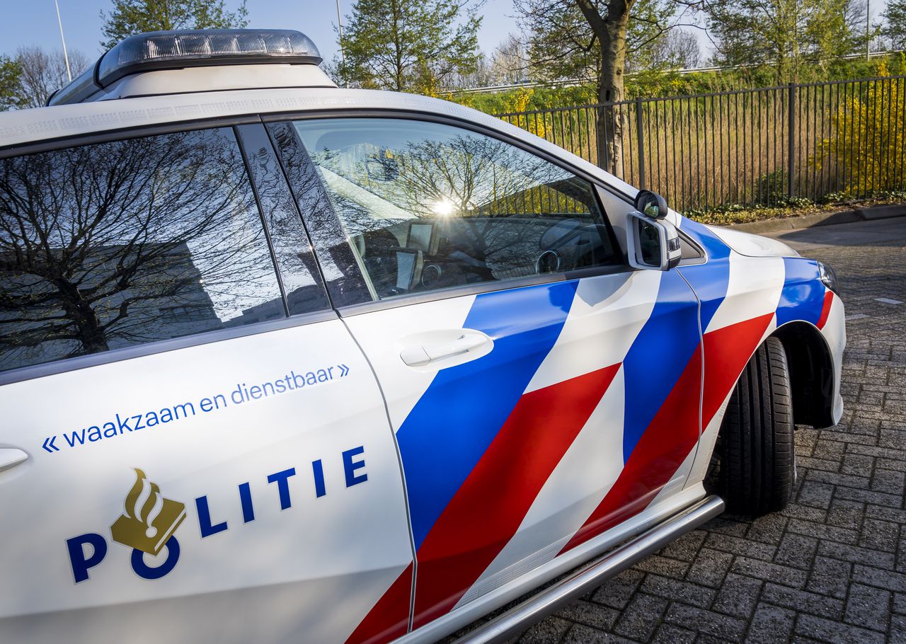 Archiefbeeld van een politieauto.