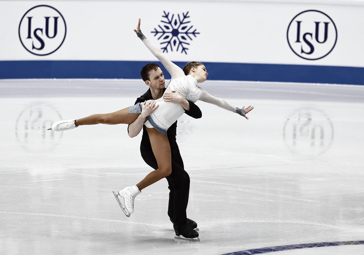 Dmitry Epstein kwam afgelopen week met zijn partner Nika Osipova weer uit op het EK.