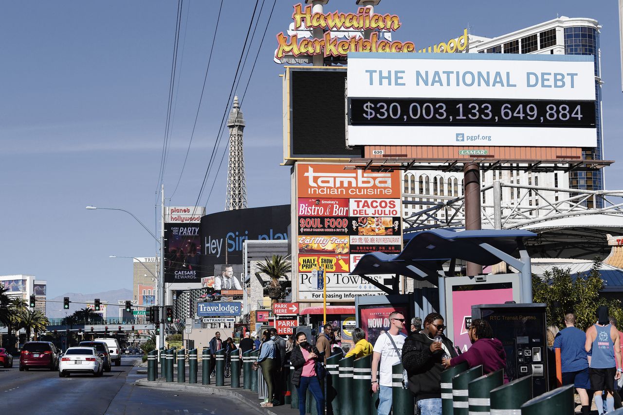 Deze zogeheten ‘national debt clock’ in Las Vegas, is de 30 triljoen inmiddels gepasseerd.