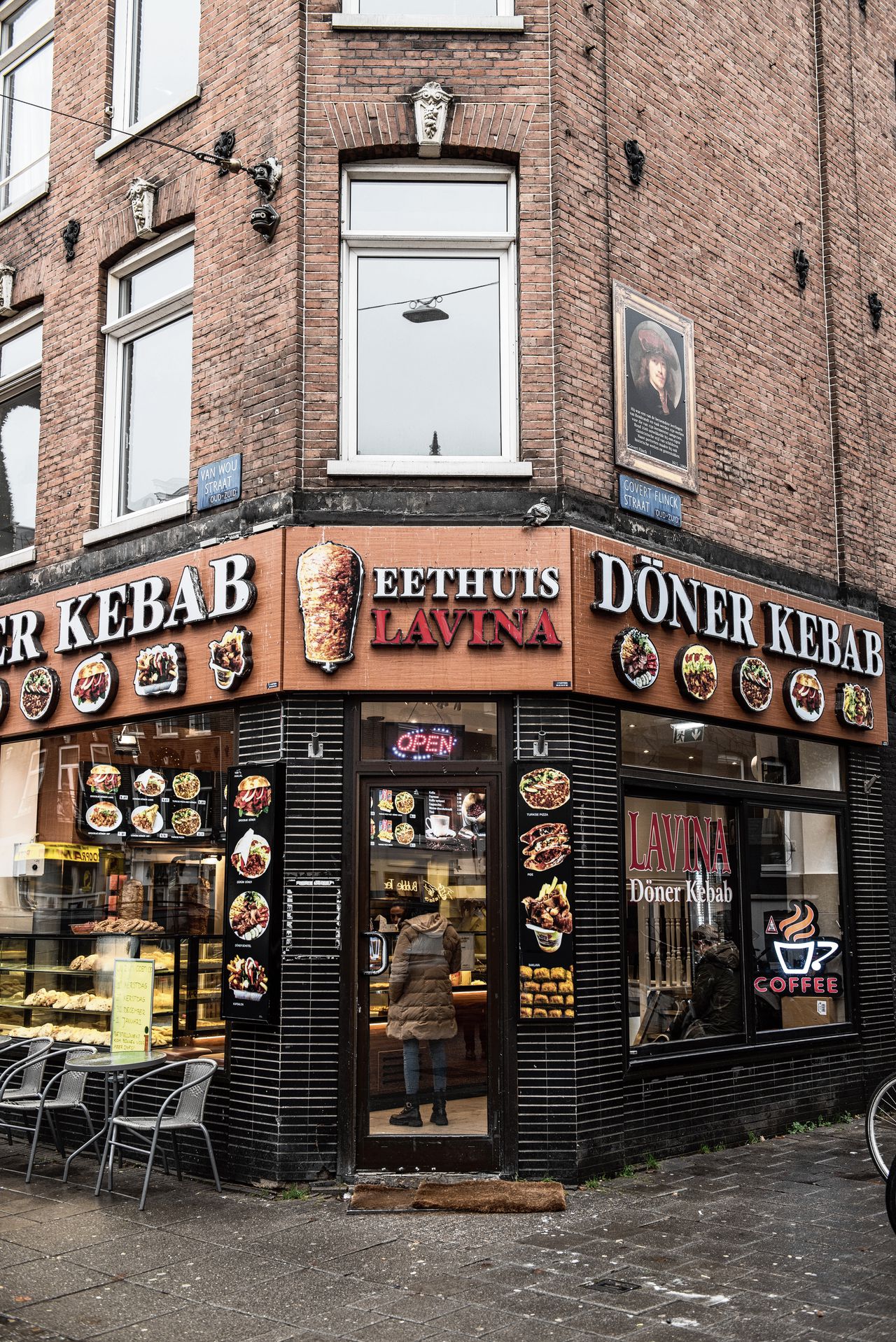 Hatvan Sahin van eethuis Lavina in Amsterdam: „Klanten zeuren al over de prijsverhoging van 50 cent.”