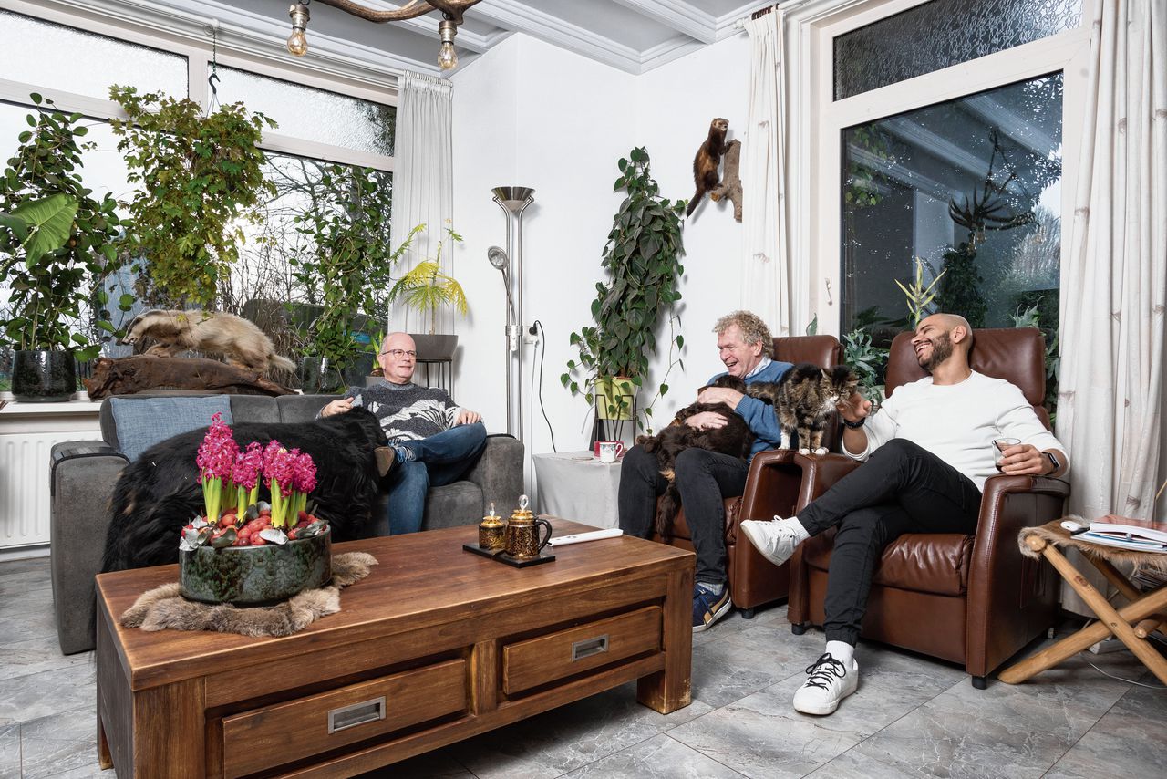 Gerard: „Ahmed dénkt al in het Nederlands.” Luuk: „Voor veel mensen zijn het allemaal maar ‘buitenlanders’. Een stereotype. Er zijn ook heel veel goede buitenlanders. Aan dat beeld wil ik wel bijdragen.