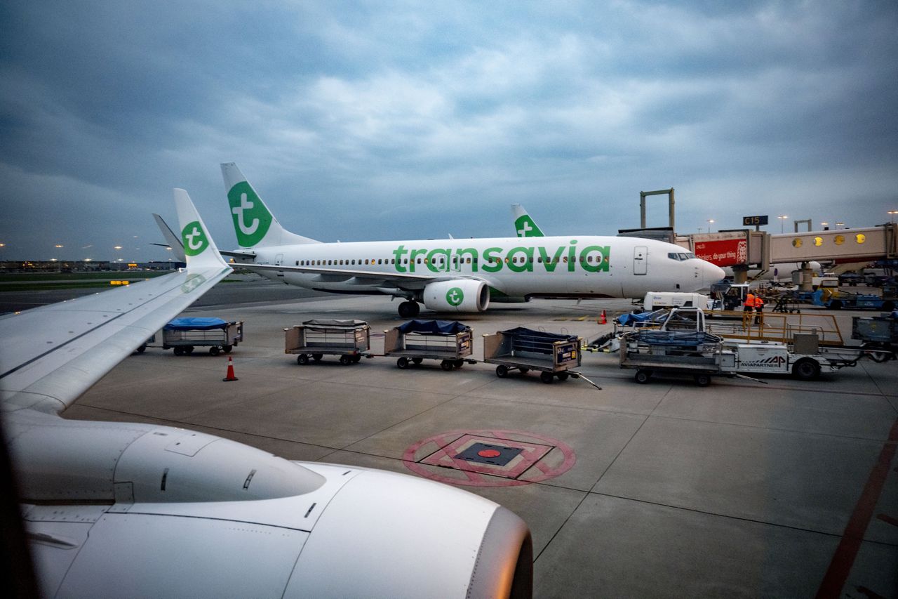 De bemanning van Transavia nam het paspoort van Lynn El Ahmar in beslag en droeg haar over aan de Libanese autoriteiten.