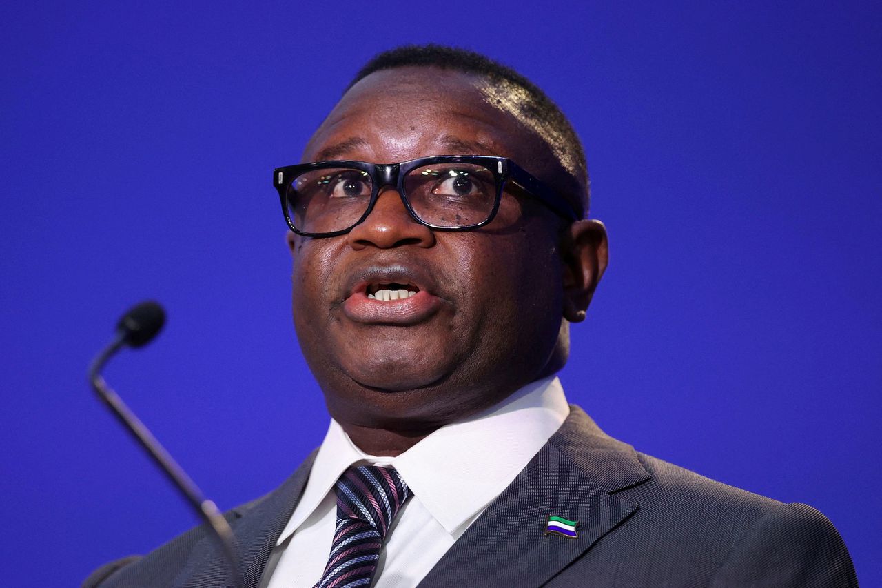 Julius Maada Bio, president van Sierra Leone: „Vrouwenemancipatie is essentieel voor de gezondheid en sociale ontwikkeling van gezinnen, gemeenschappen en landen.”