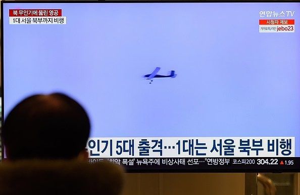 Experts zijn verbaasd over de trage reactie van het Zuid-Koreaanse leger op de Noord-Koreaanse drones. „Het leger werd overrompeld”, zei Cha Du-hyeogn, veiligheidsadviseur van oud-president Lee Myung-bak
