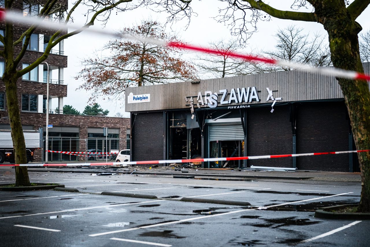 Grote schade na de aanslag op de Poolse supermarkt in Tilburg.