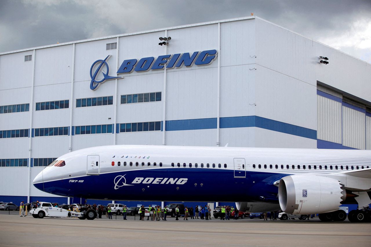 De Dreamliner 787 bezorgt vliegtuigconcern Boeing aanhoudend kopzorgen.