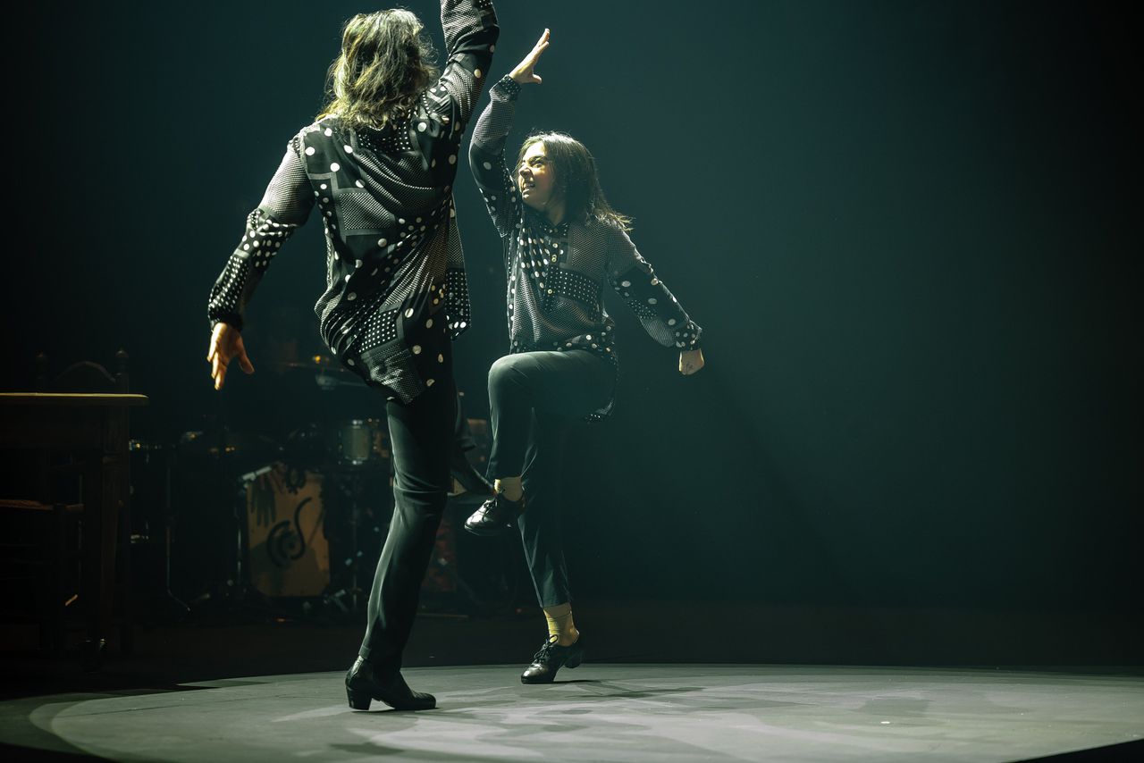 Flamencodanser Farruquito met zijn tienjarige Juan el Moreno op de Flamenco Biënnale.