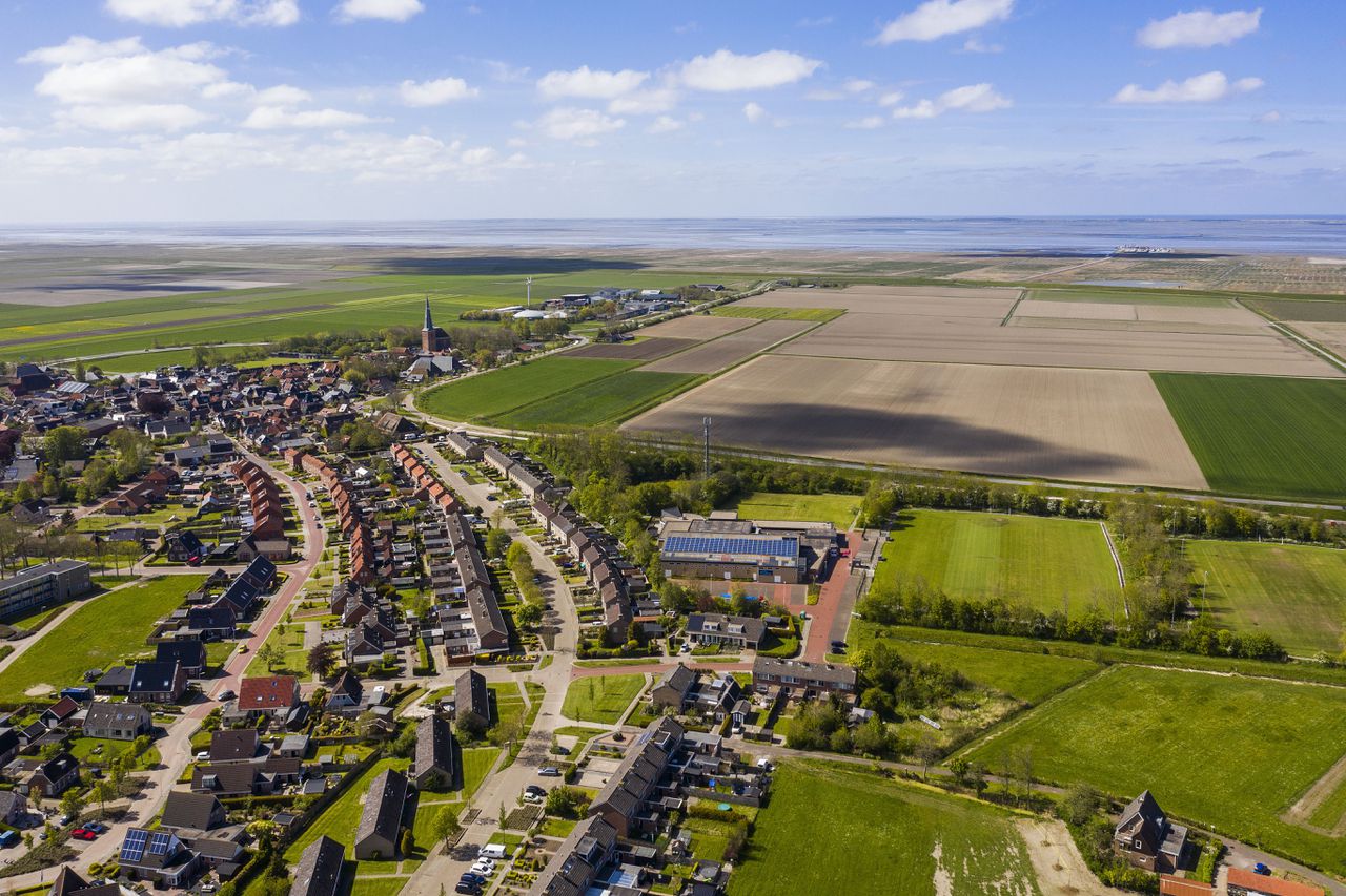 Het Friese dorp Holwert krimpt en vergrijst.