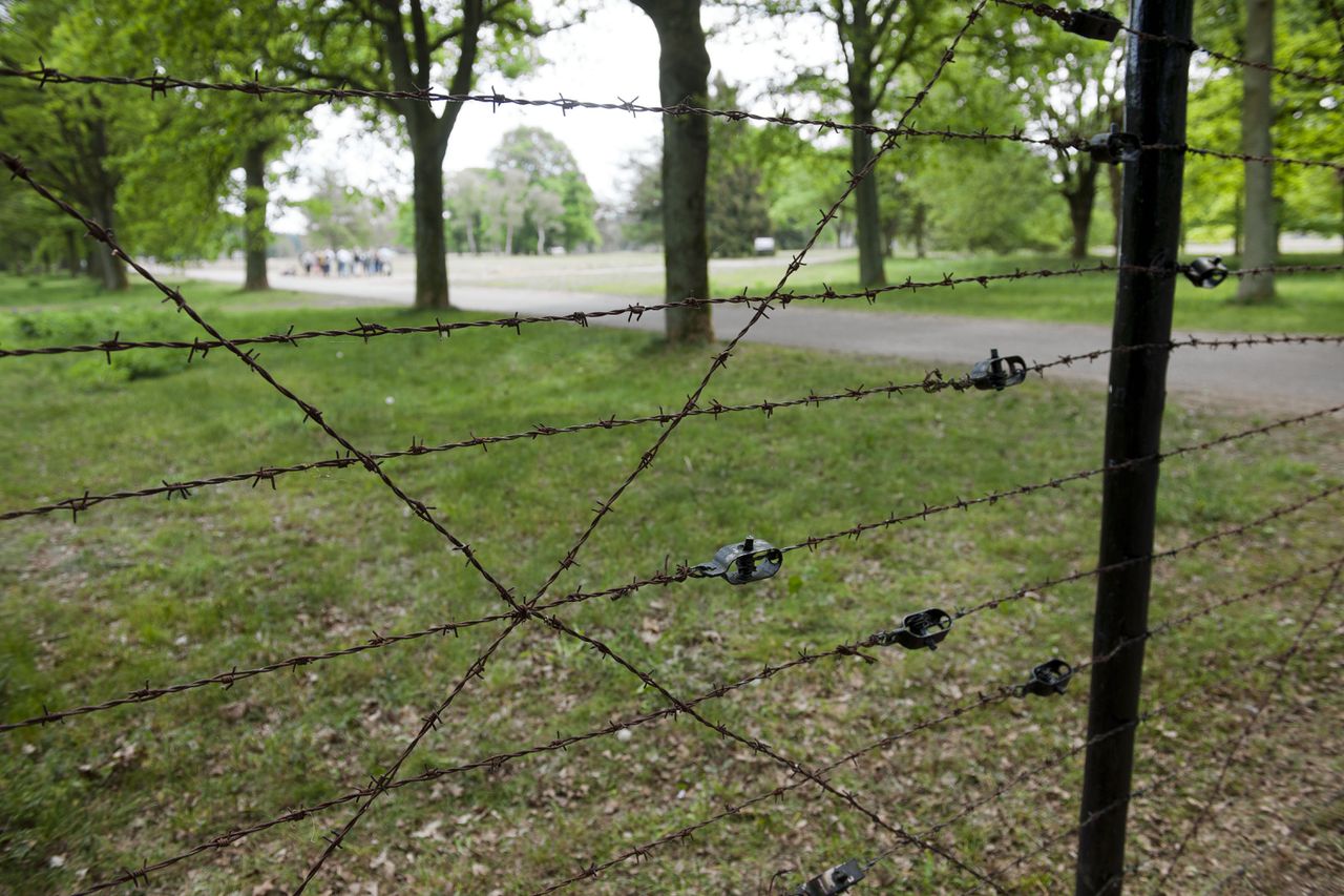 Ingang van Kamp Westerbork, een van de plekken waar na de oorlog van collaboratie verdachten werden vastgehouden.