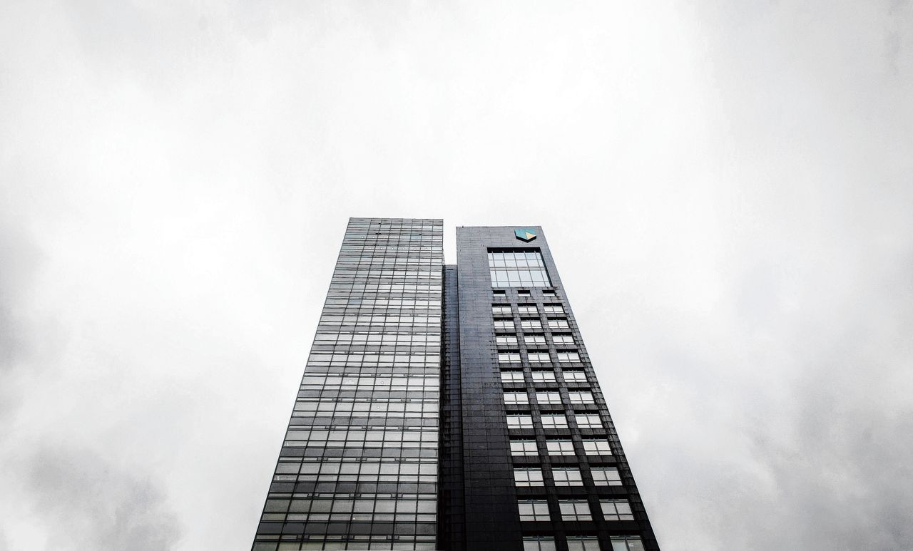 Het hoofdkantoor van ABN Amro op de Zuidas in Amsterdam.