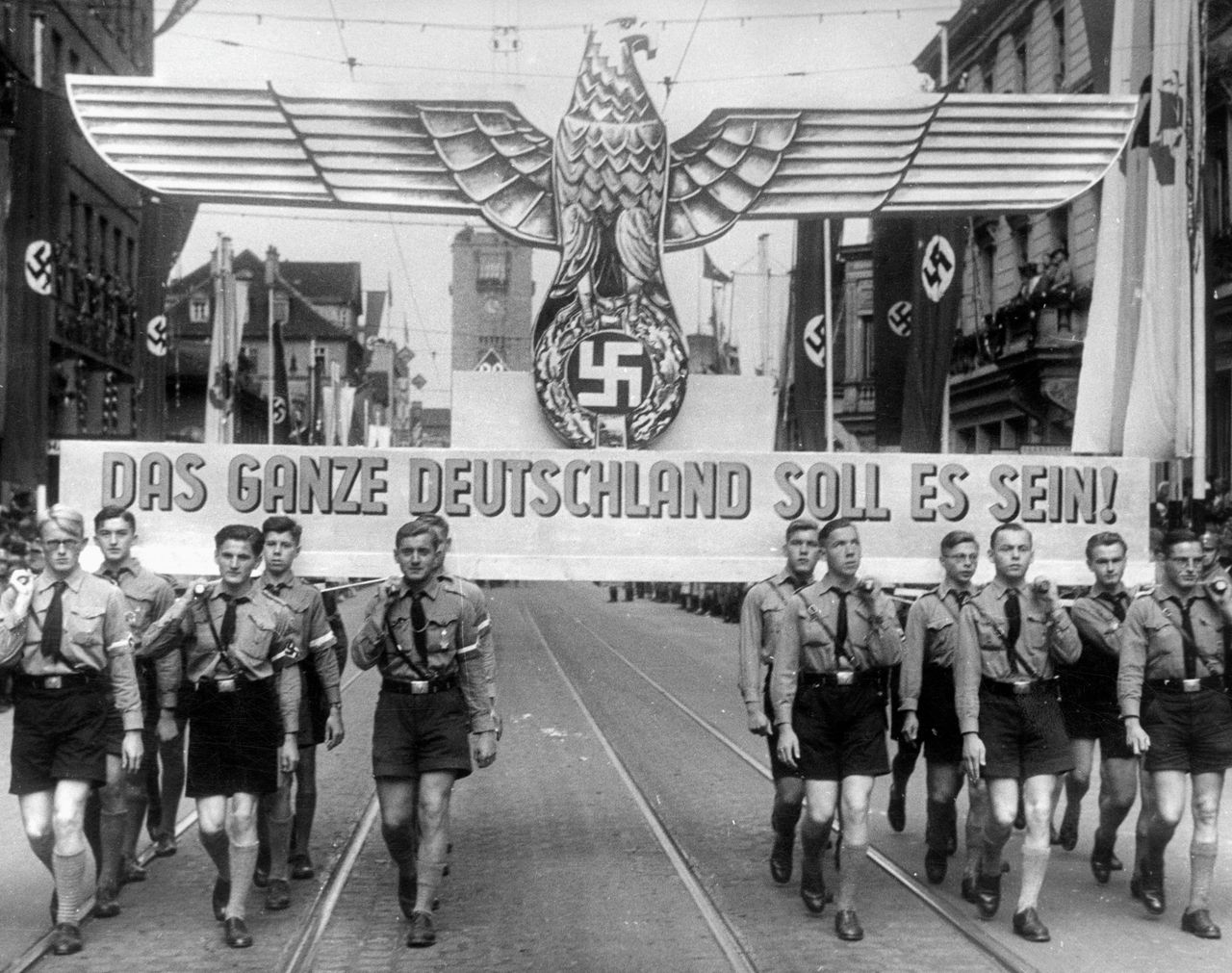 Een optocht van de Hitlerjugend in Stuttgart in 1938. Foto ANP / Sueddeutsche Zeitung Photo