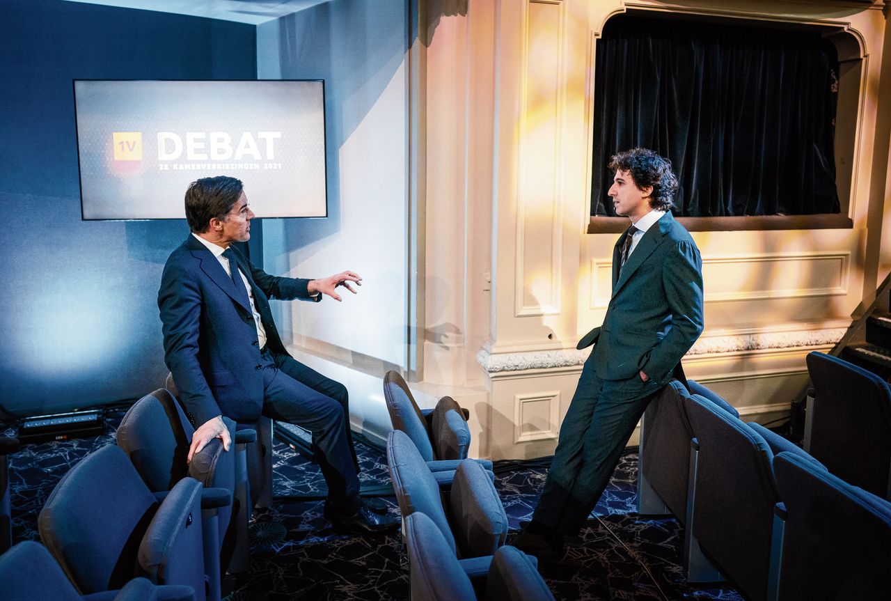 Partijleiders Mark Rutte (VVD) en Jesse Klaver (GroenLinks) na een debat in 2021. Bij de Kamerverkiezingen dat jaar was er geen tweestrijd.