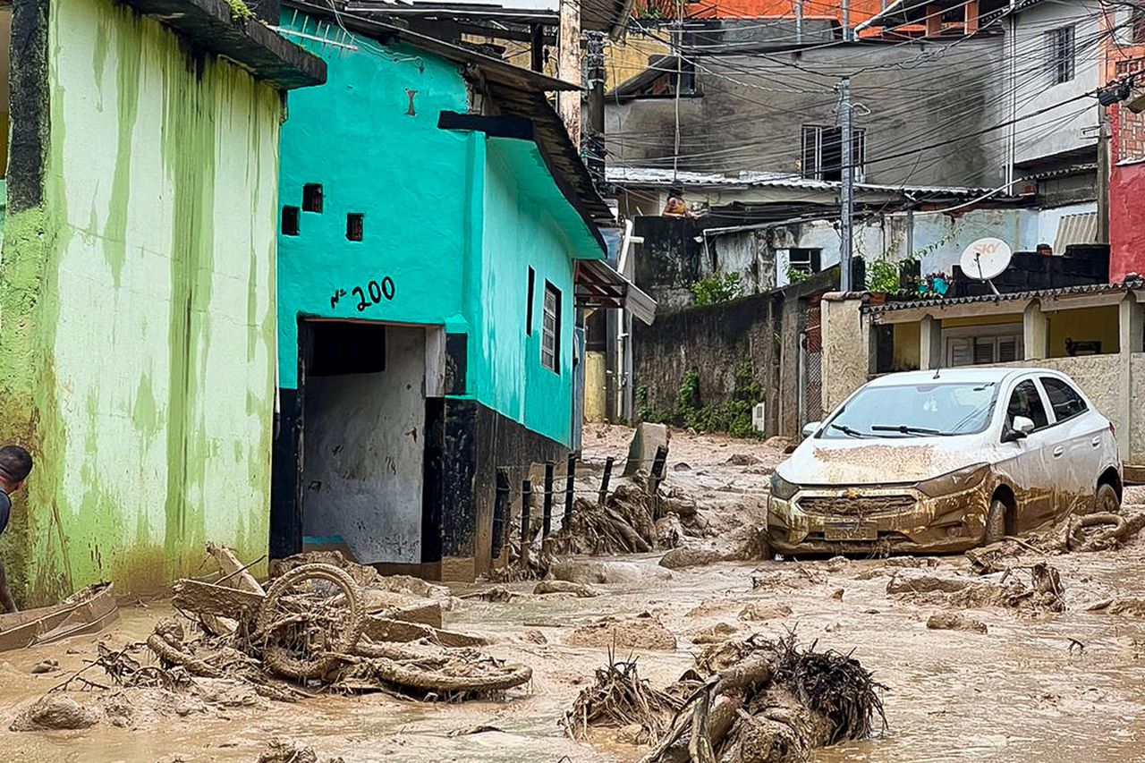 São Sebastião, een stad aan de Braziliaanse kust vlakbij São Paulo, is zwaar getroffen door de storm en hevige regenval in Brazilië.