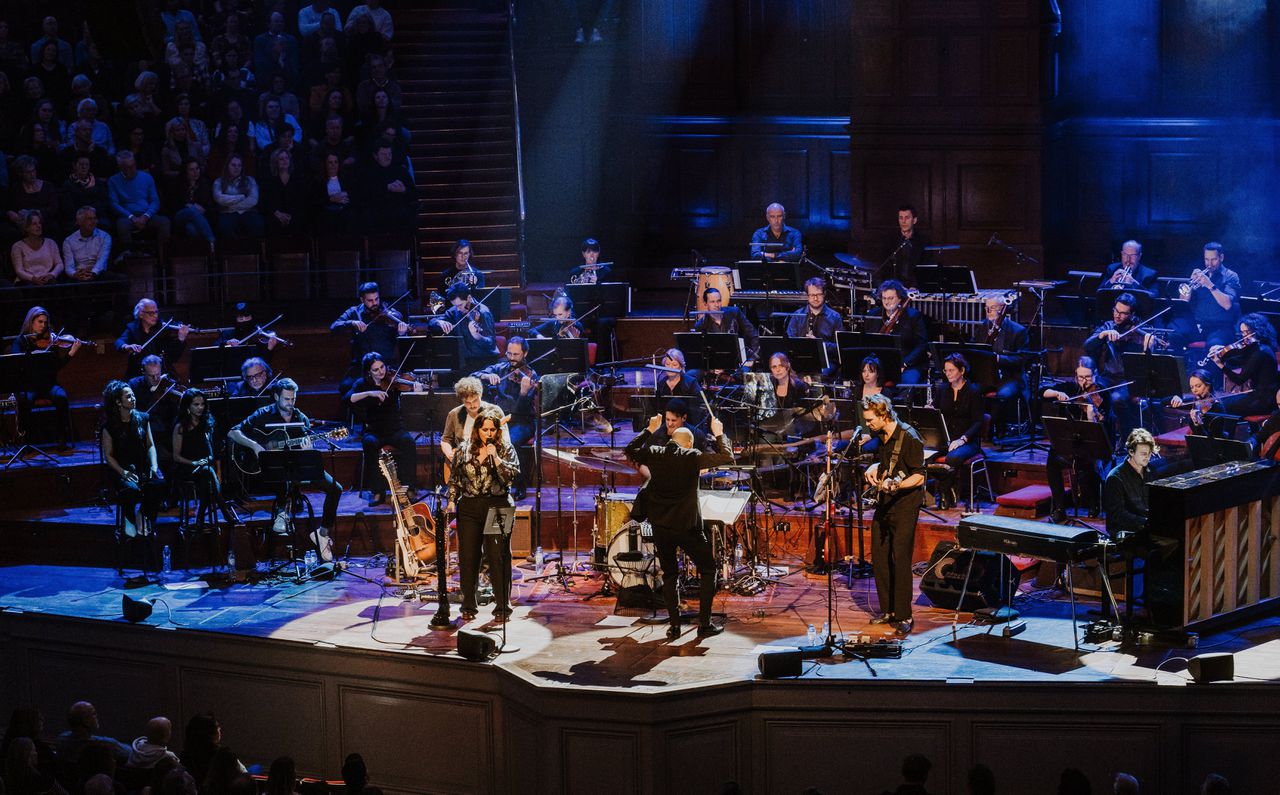 Trijntje Oosterhuis zingt Vrienten met Vrienten Concertgebouw Amsterdam