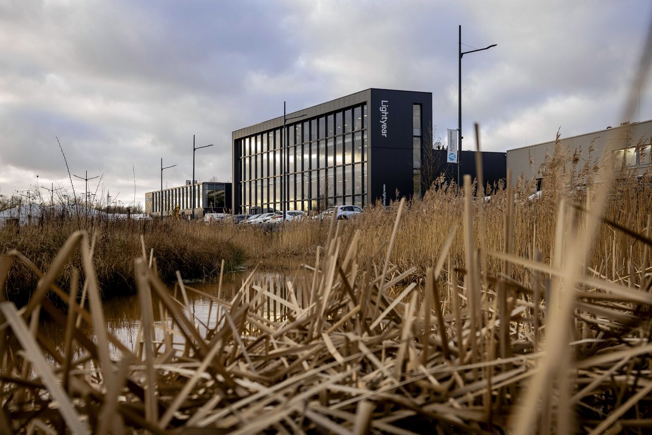 Buitenkant van het pand van zonneautomaker Lightyear in Helmond.