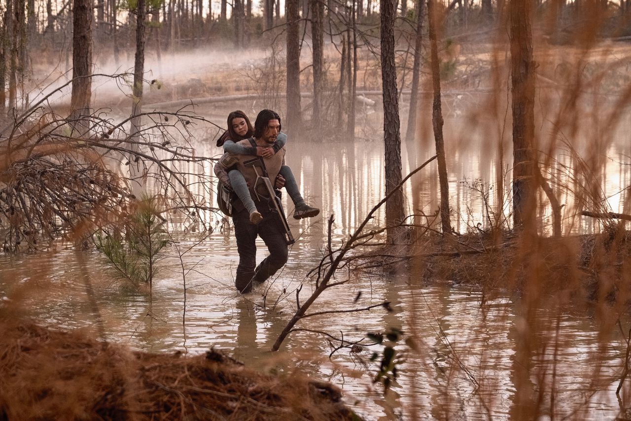 Ruimtevaartpiloot Mills (Adam Driver) moet samen met het meisje Koa (Ariana Greenblatt) overleven op de hun vijandige planeet Aarde, 65 miljoen jaar geleden, in ‘65’.