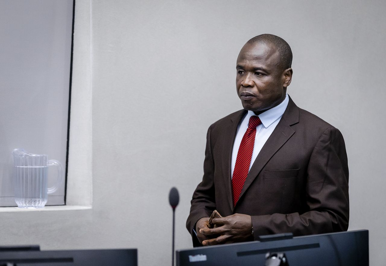 Dominic Ongwen voorafgaand aan de uitspraak in het hoger beroep in het Internationaal Strafhof.