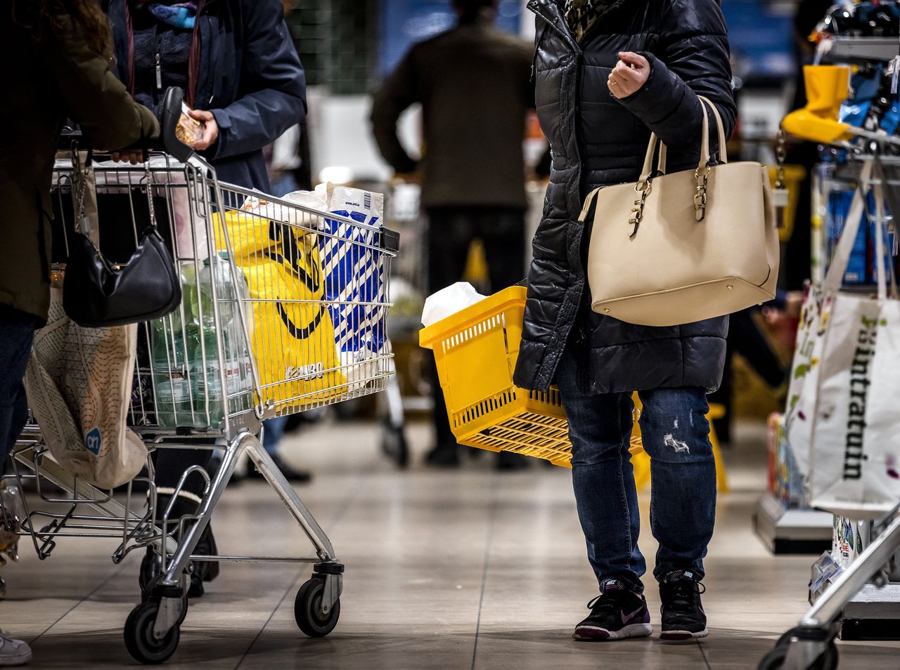 Boodschappen waren in februari duurder dan in januari.