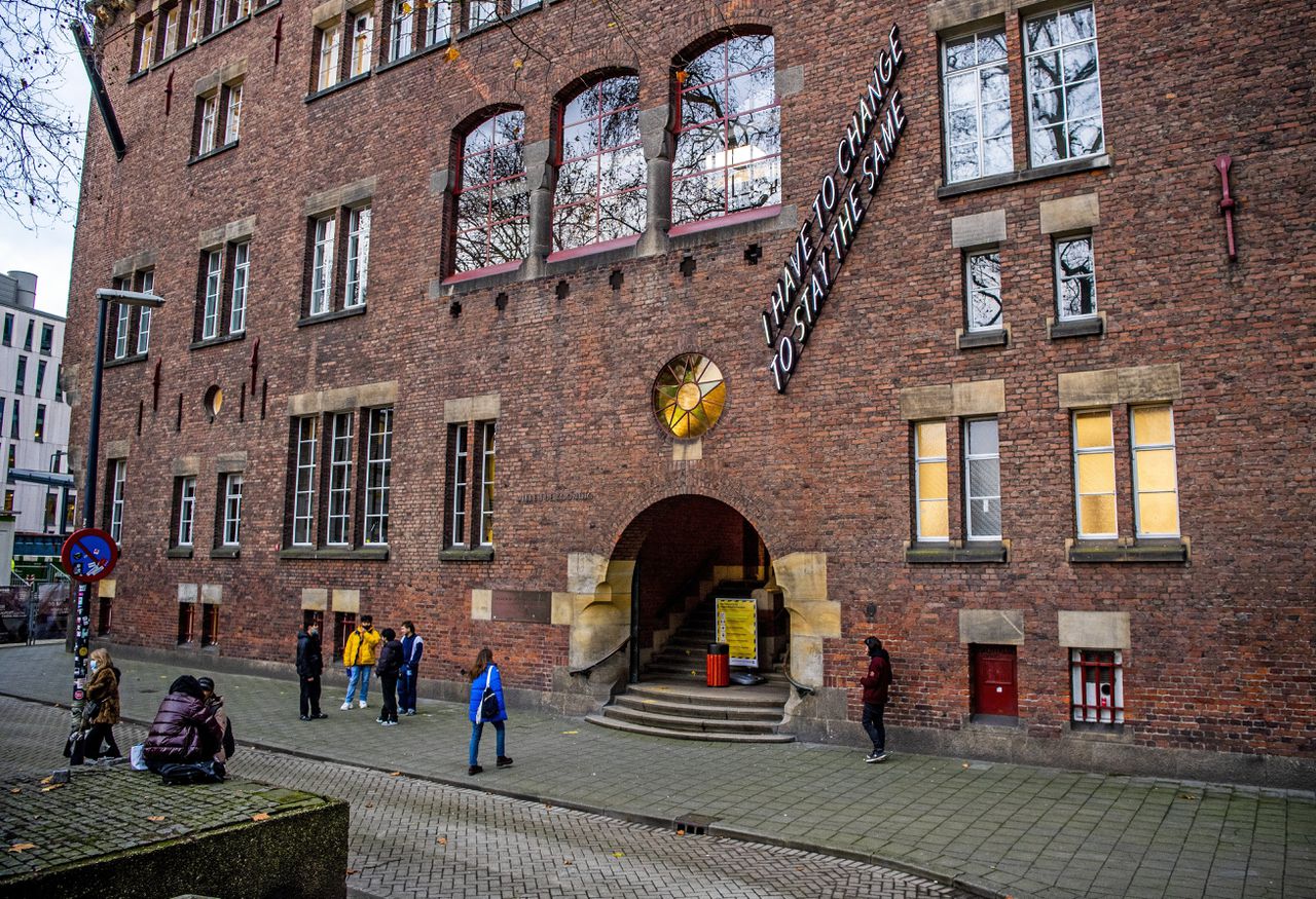 De Willem de Kooning academie aan de Blaak in Rotterdam.