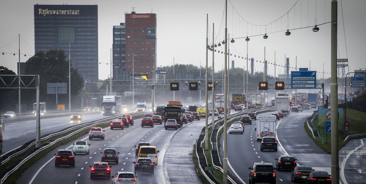 Drukte op de A12.