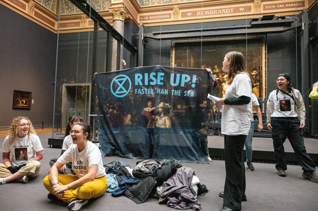 De actie in het Rijksmuseum.