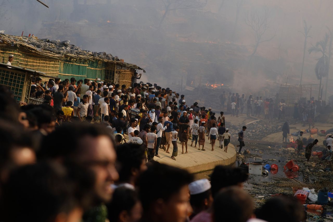 In het kamp zouden zo'n 700.000 Rohingya-vluchtelingen zich schuilhouden.