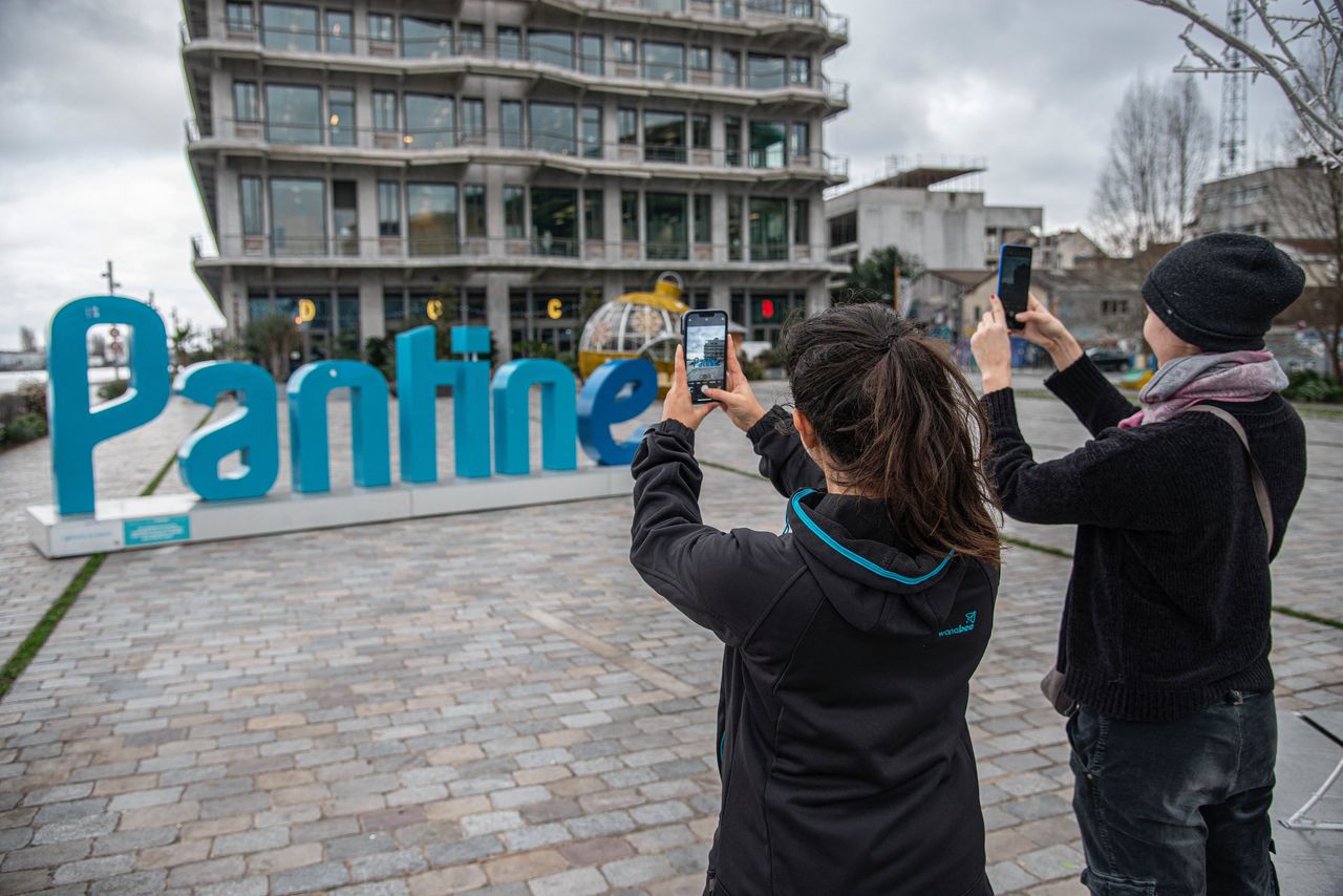 De gemeente Pantin in het departement Seine-Saint-Denis zal gedurende een jaar Pantine heten, in een symbolische identiteitsverandering die bedoeld is om de inzet van de stad voor gelijkheid van vrouwen en mannen te promoten.