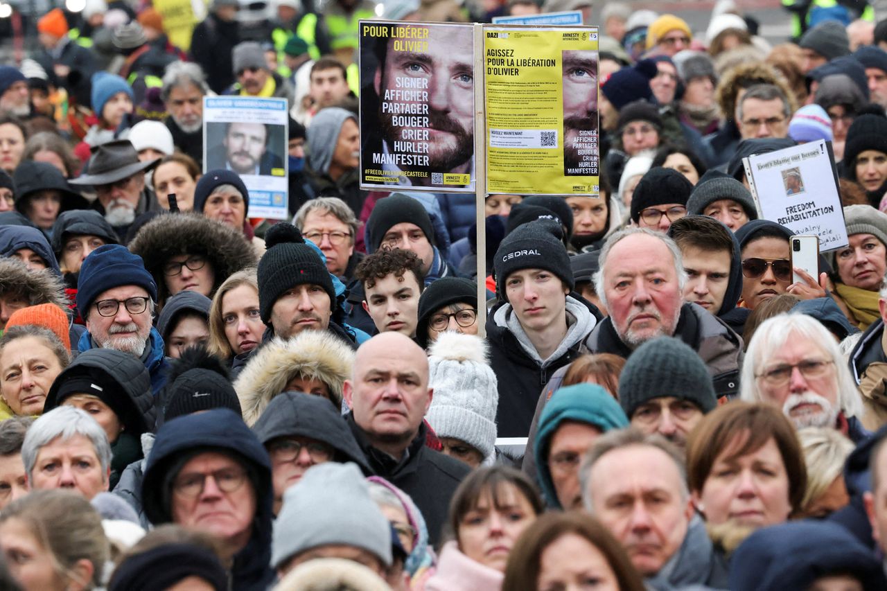 Ruim duizend betogers gingen eind januari de straat op om de gevangenschap van de Belgische hulpverlener onder de aandacht te brengen.