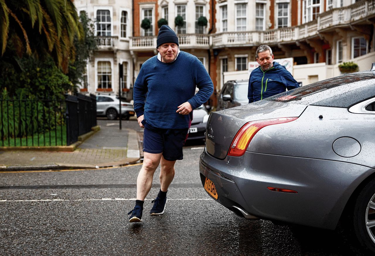 Boris Johnson na zijn dagelijkse rondje hardlopen in Londen