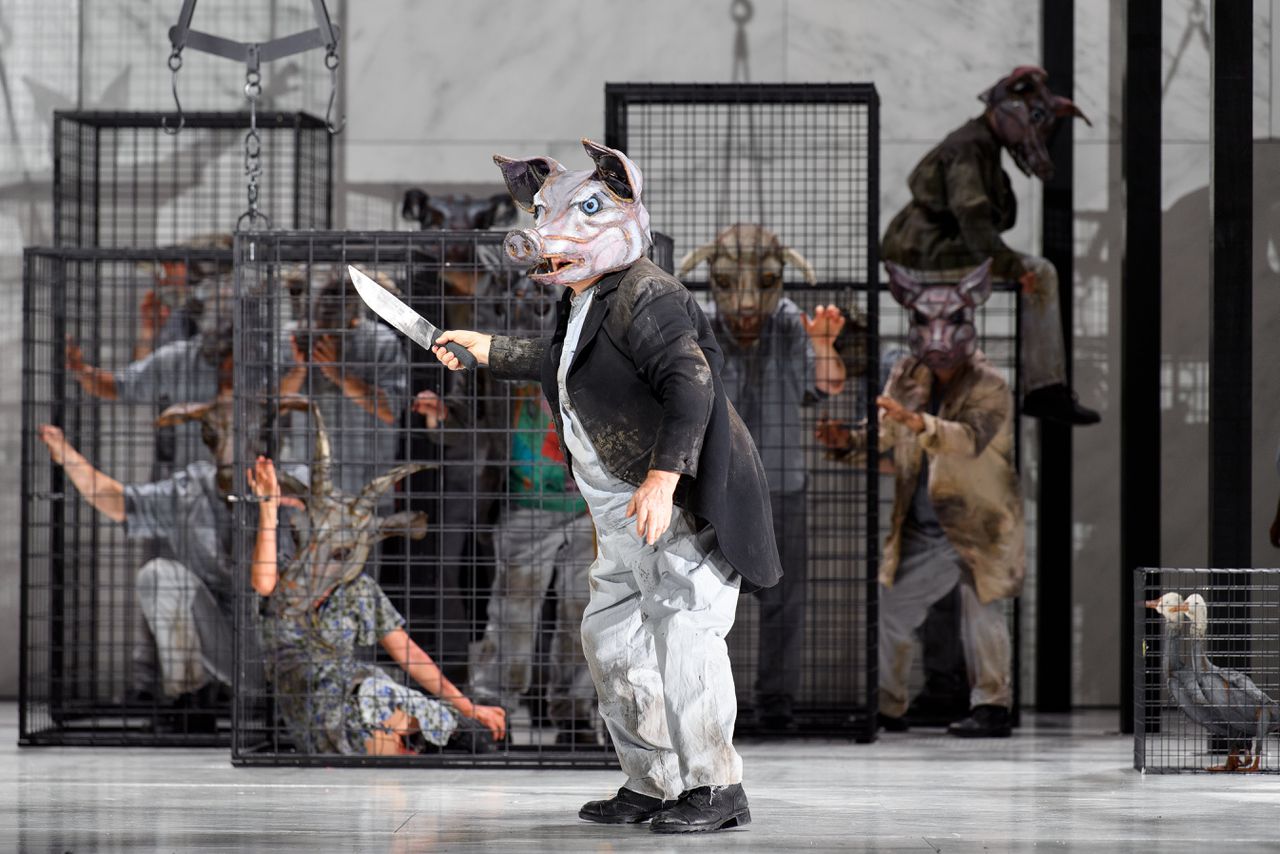 De wereldpremière van Alexander Raskatovs opera ‘Animal Farm’ op het Opera Forward Festival.