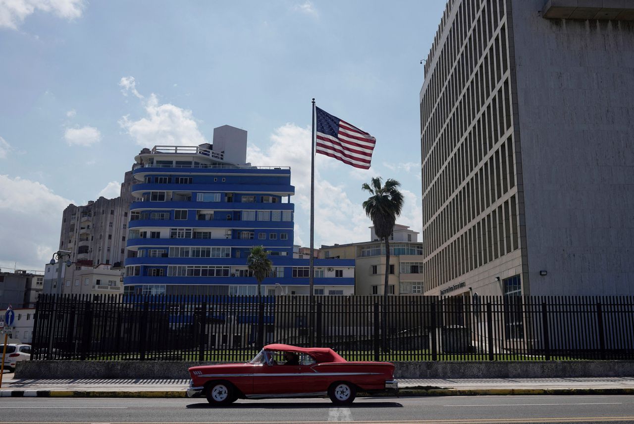 De klachten werden voor het eerst gemeld bij Amerikaanse diplomaten in de Cubaanse hoofdstad.