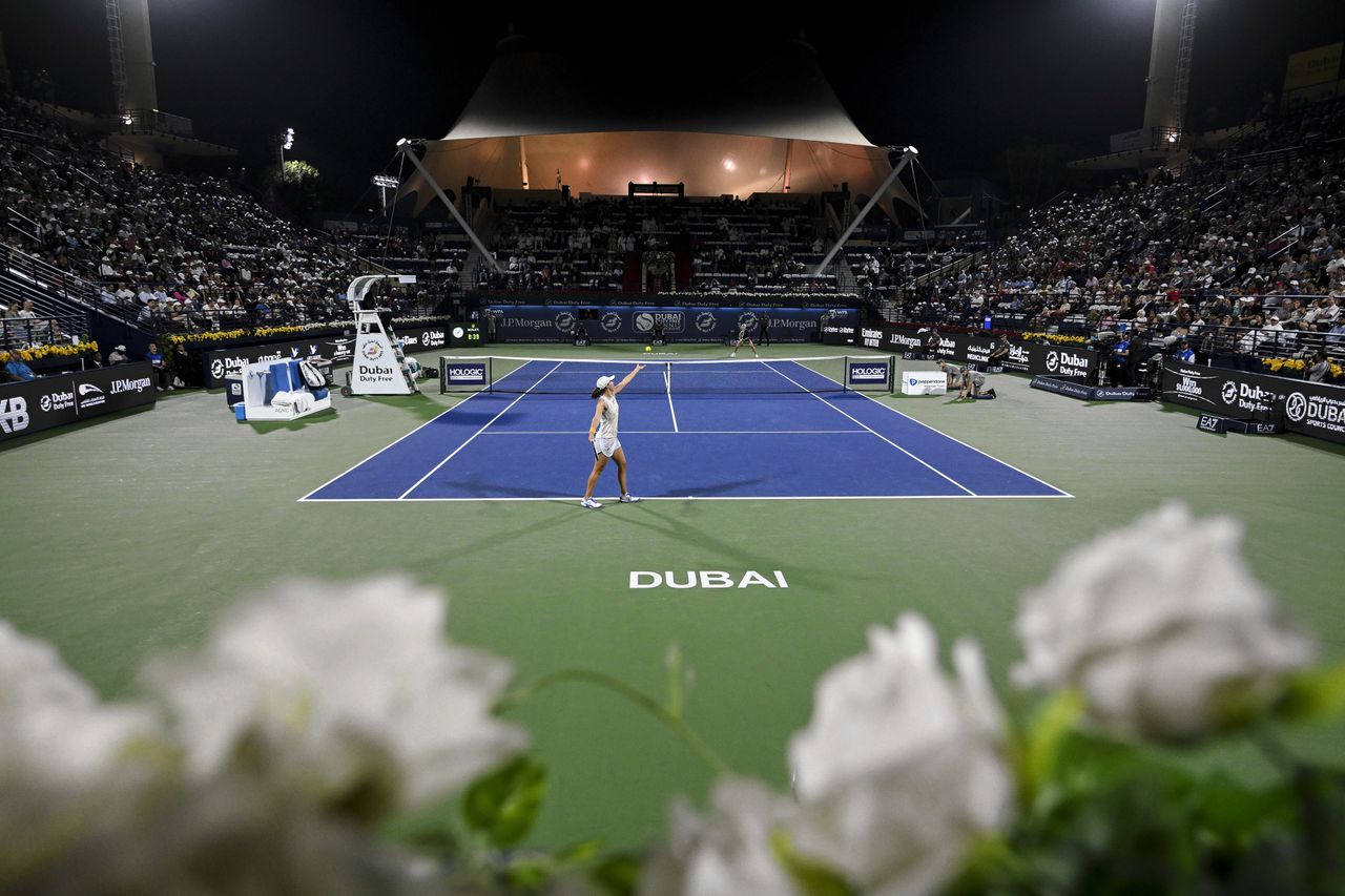 De Poolse nummer één van de wereld Iga Swiatek opende in Dubai vorige maand de discussie over de beloning voor tennissters bij kleinere toernooien.