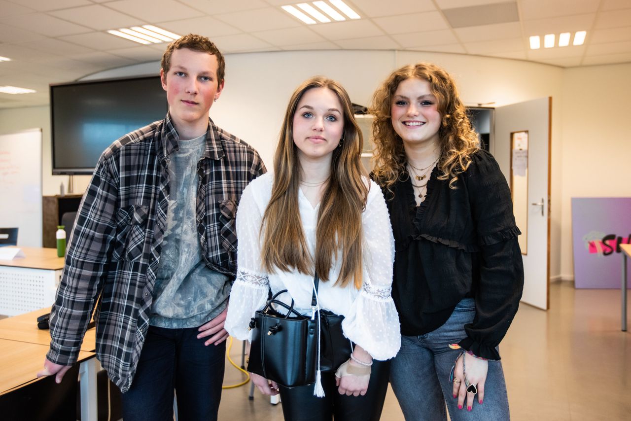 De afgehaakte havo-leerlingen Stef, Lotte en Isis zitten nu op het ROC Midden Nederland.