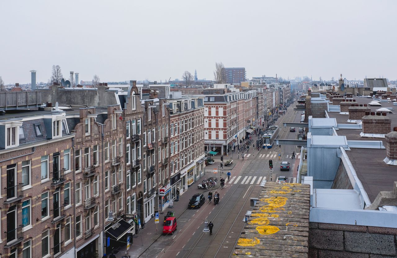 Panden in Amsterdam. „Eigenaren zeggen nu: we gaan niet meer verder verhuren”, zegt de voorzitter van de Amsterdamse makelaarsvereniging.