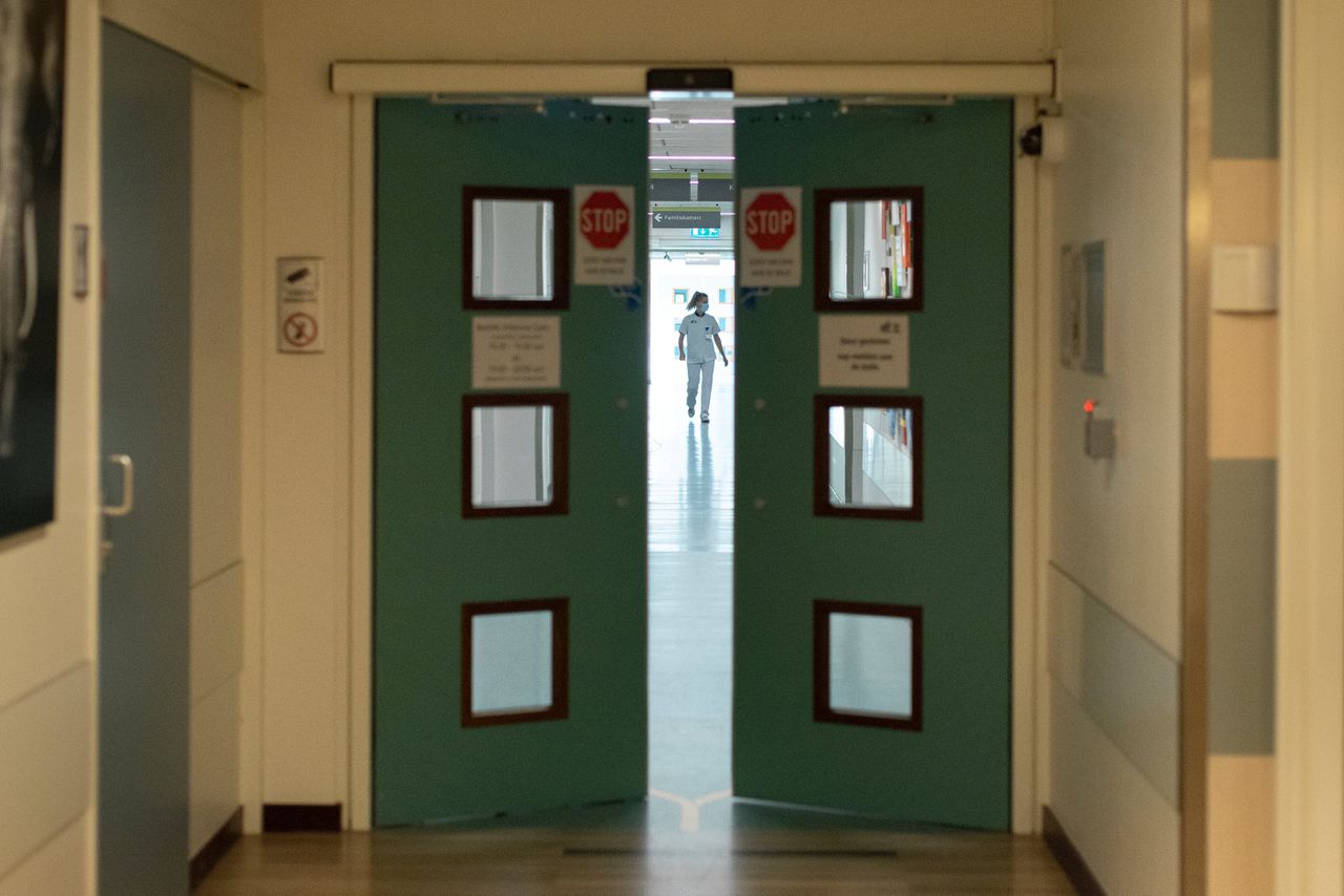 De gang die leidt naar de intensive care in het Elisabeth-TweeSteden Ziekenhuis (ETZ) in Tilburg.