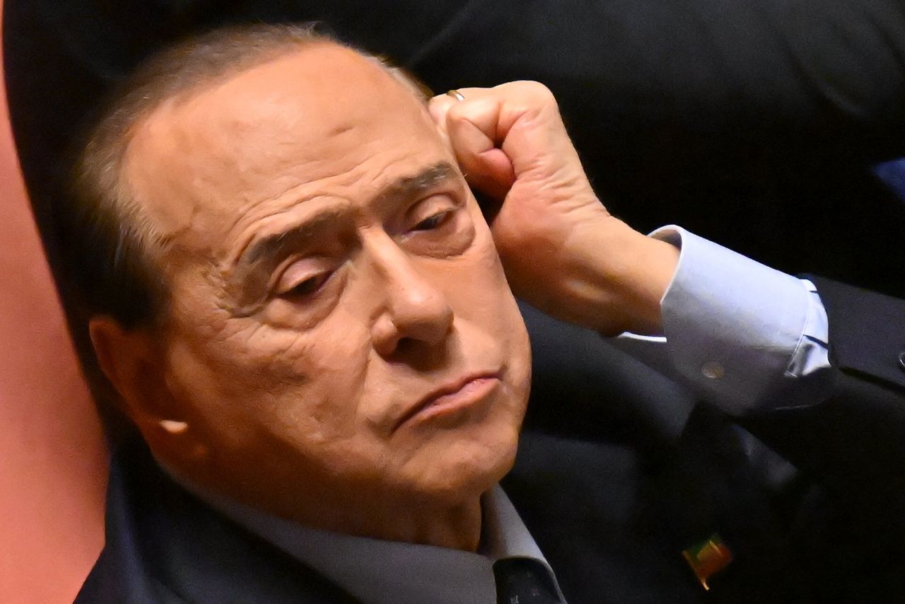 Berlusconi heeft al langer een wankele gezondheid.