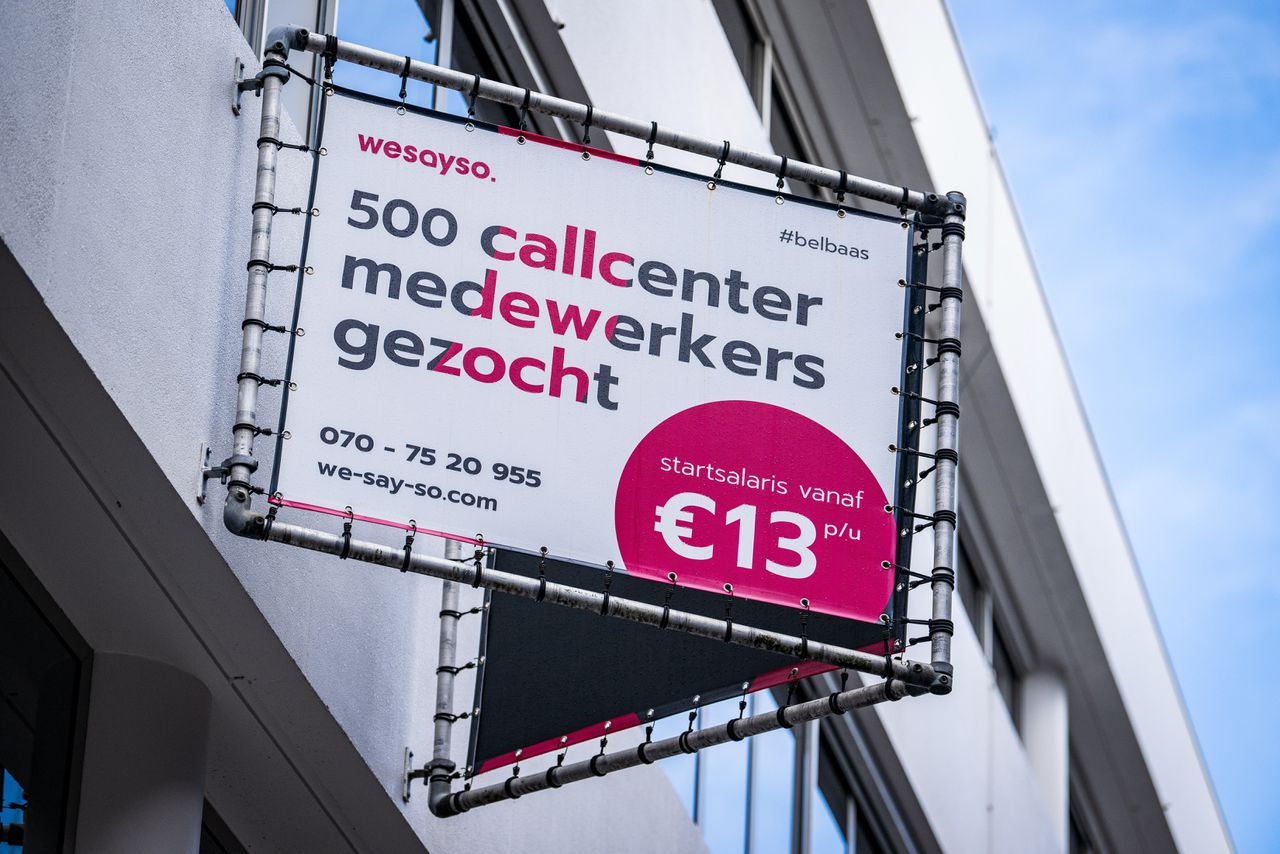 Door kunstmatige intelligentie kunnen er in de toekomst volgens deskundigen veel banen verdwijnen, waaronder die van callcentermedewerkers.