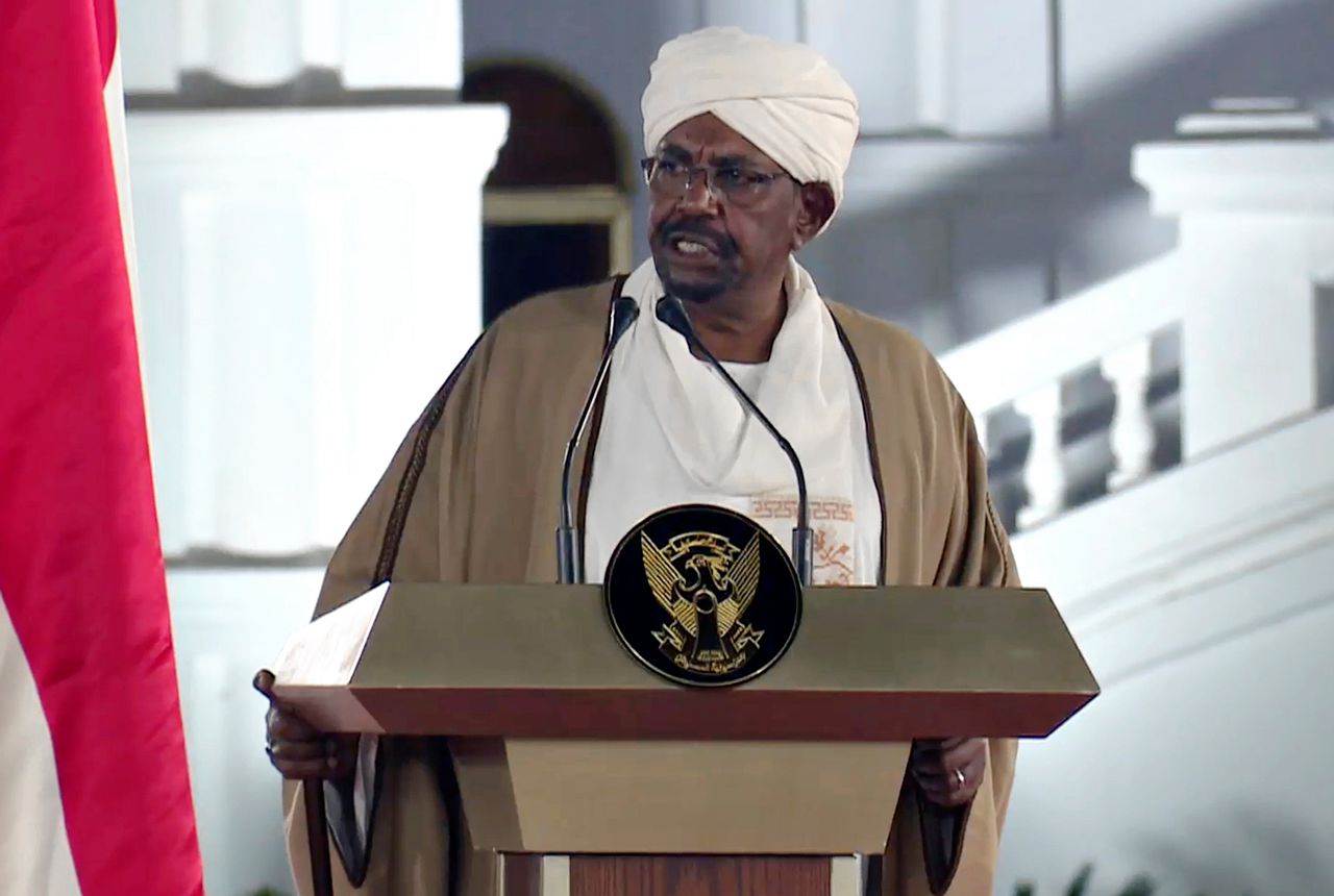 Al-Bashir tijdens een toespraak in 2019.