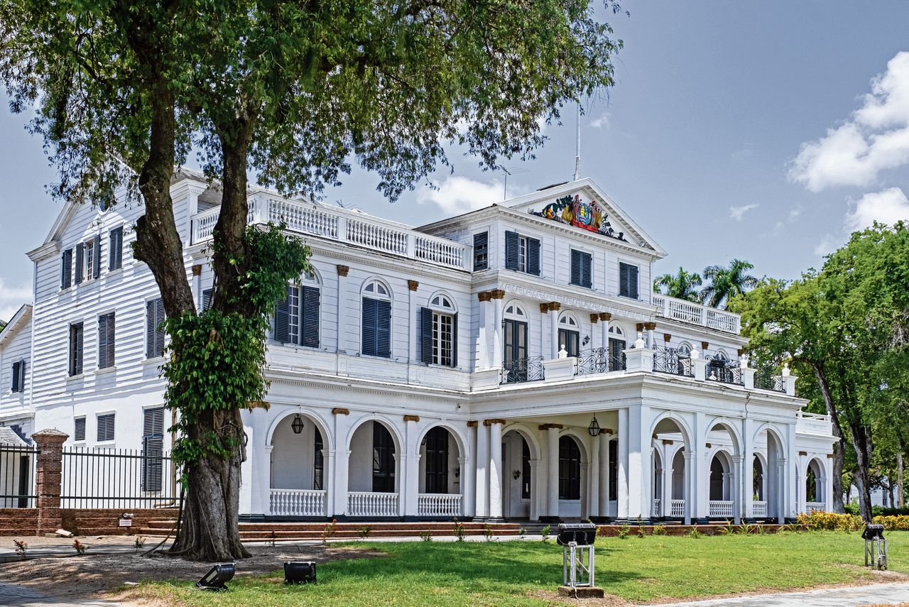 Het presidentieel paleis in Paramaribo, Suriname.