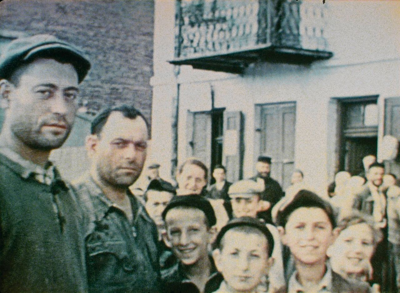Unieke amateurvideo uit 1938 van joodse inwoners van het Poolse Nasielsk.