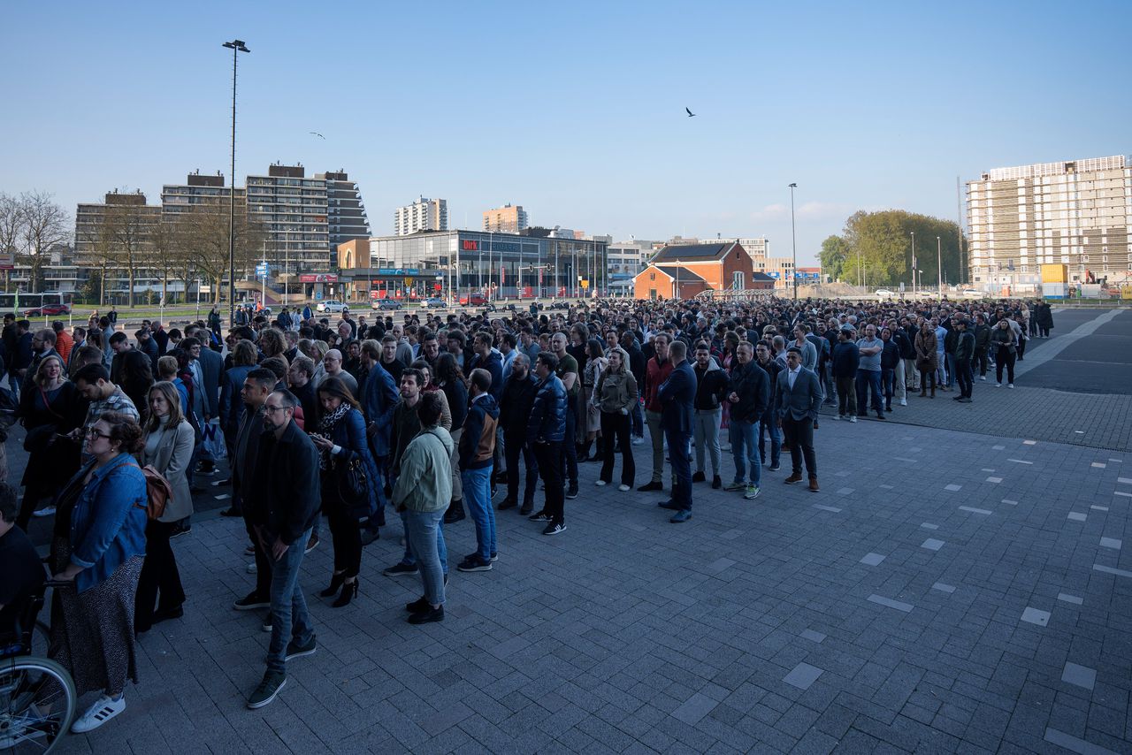 Bezoekers van Jordan Petersons lezing in Ahoy, Rotterdam.