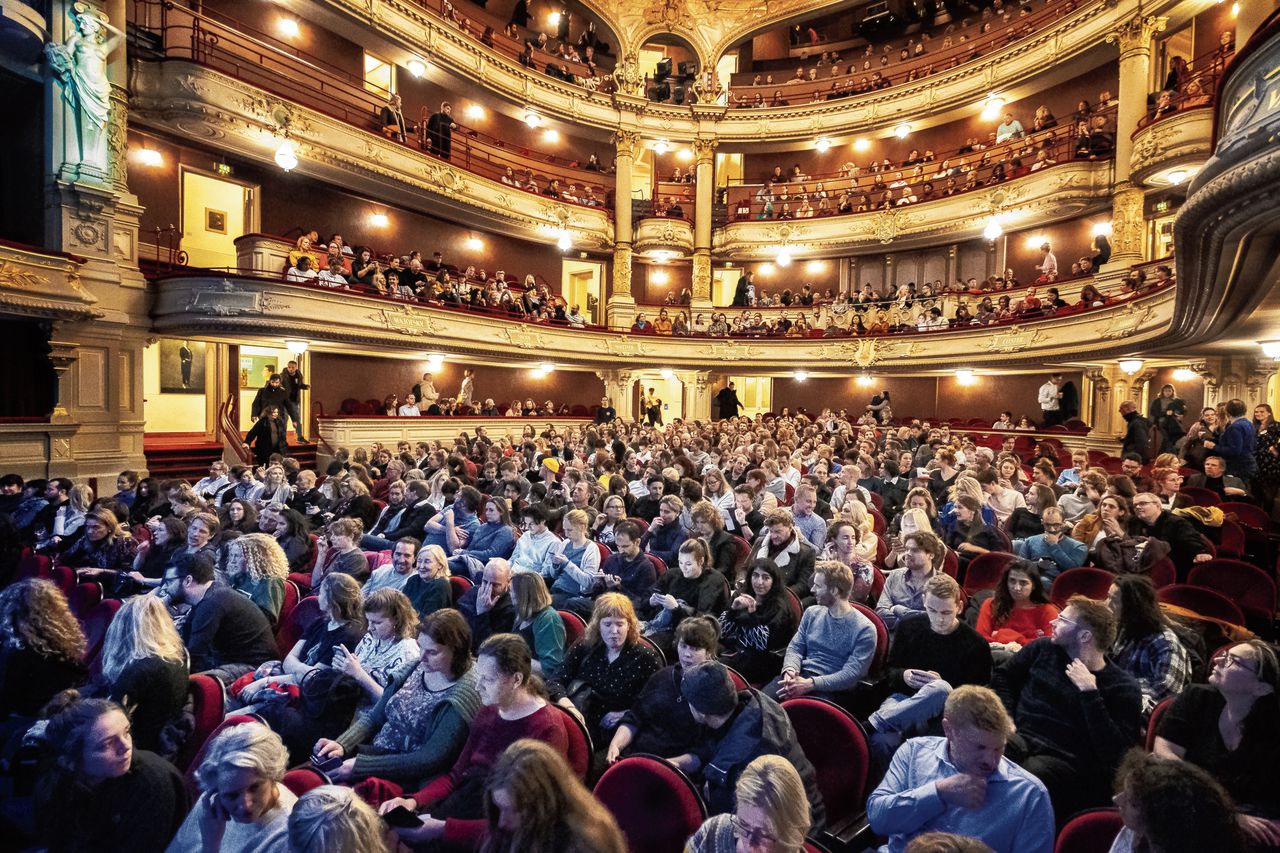 Internationaal Theater Amsterdam (ITA) lastte vanaf de winter meerdere producties af om de werkdruk het hoofd te bieden.