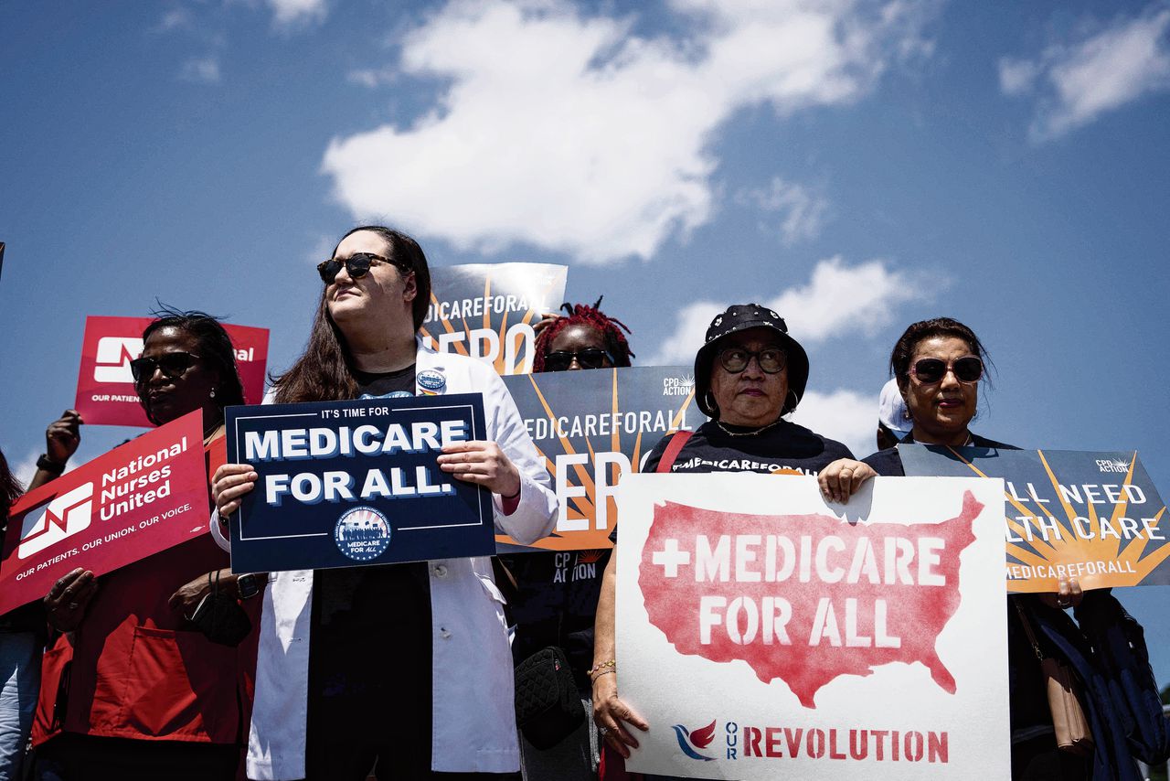 Demonstranten voor Medicare in Washington. Het lijkt erop dat hier niet op zal worden bezuinigd,