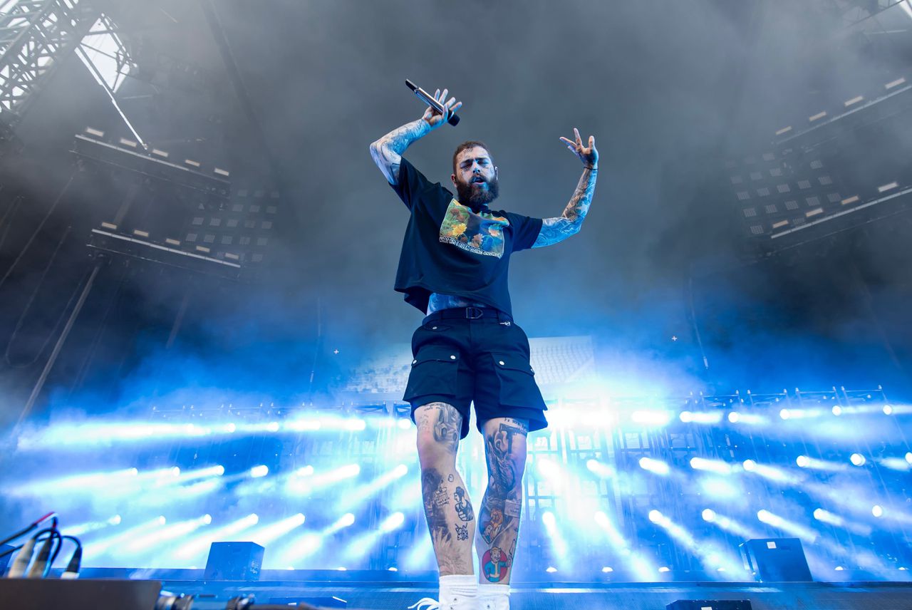 Post Malone tijdens een eerder concert tijdens deze tour, in Melbourne.