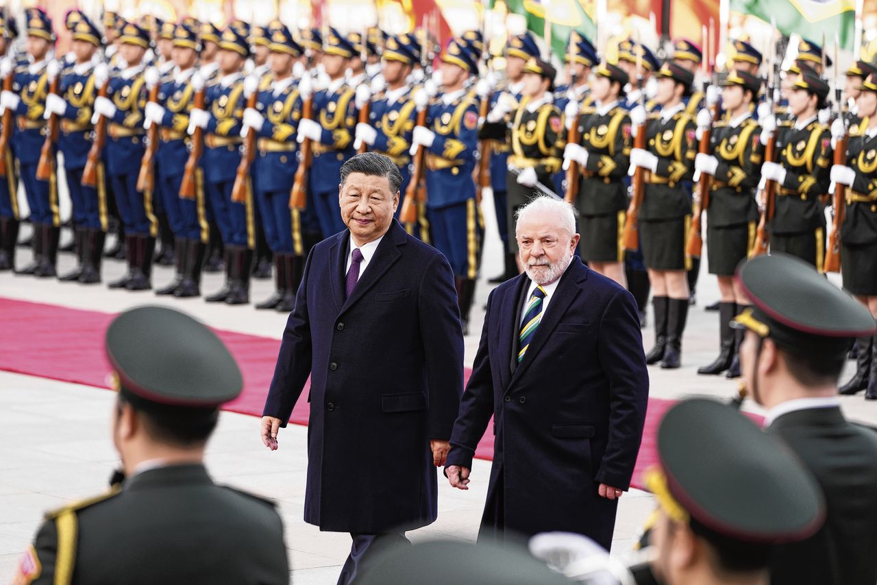 De Braziliaanse president Lula da Silva met de Chinese president Xi Jinping.