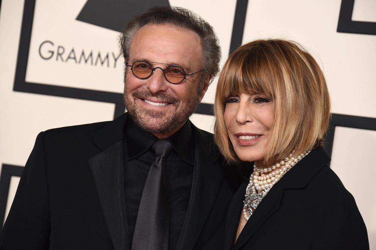 Cynthia Weil en haar man Barry Mann in 2015.