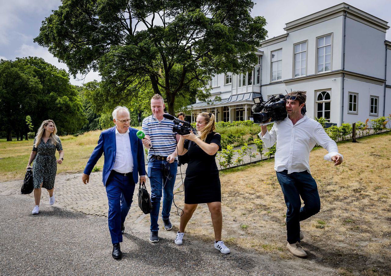 Minister Piet Adema (Landbouw, Natuur en Voedselkwaliteit, ChristenUnie) woensdag na overleg aan de zogenoemde hoofdtafel van het Landbouwakkoord.