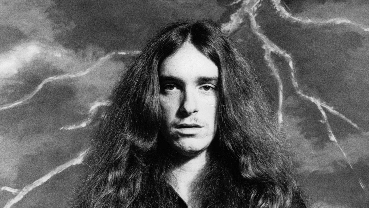 Nummer 6 op de lijst, Cliff Burton, van Metallica.