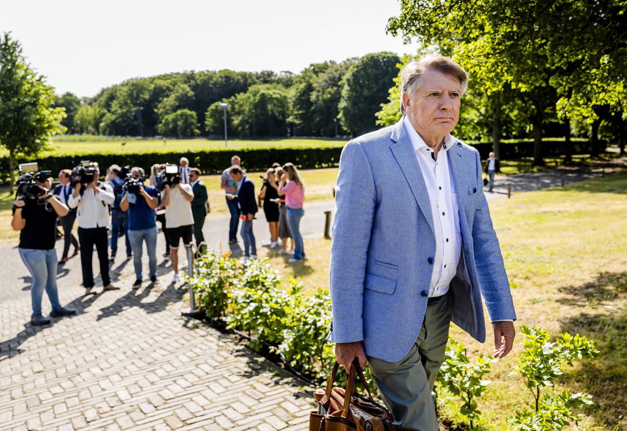 LTO-voorzitter Sjaak van der Tak voorafgaand aan een een nieuwe ronde in het overleg over een landbouwakkoord, vorige week.